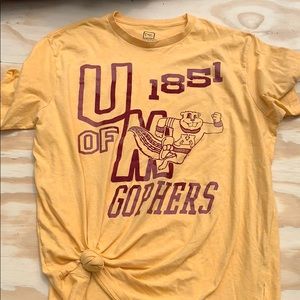 University of Minnesota gophers T-shirt
